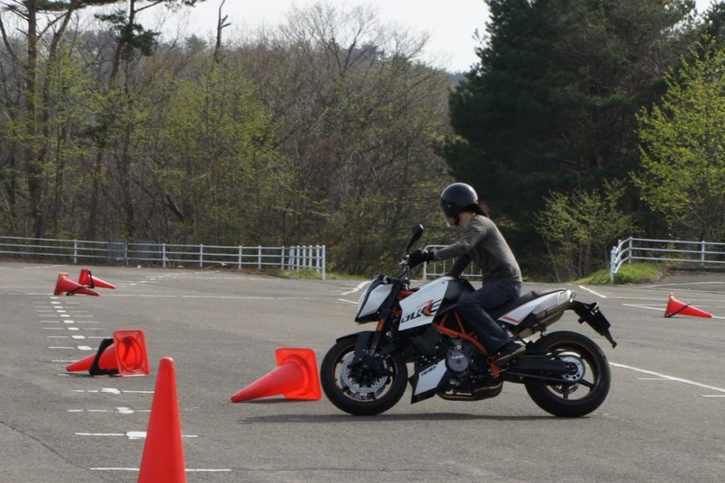 990 Super Duke R