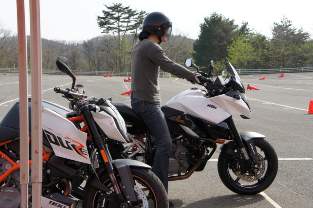 KTM 990 SMT